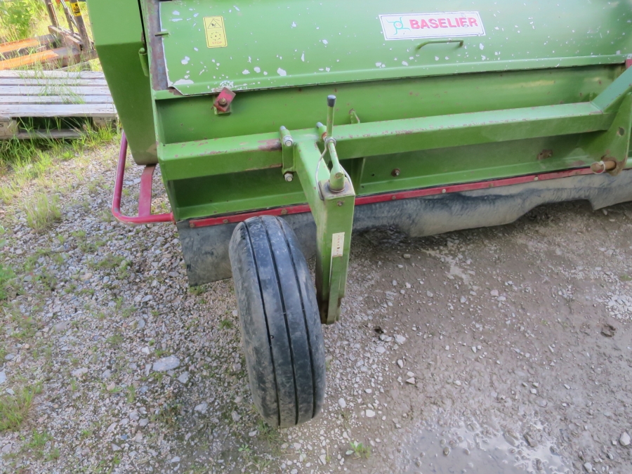 5238 Baselier haulm topper 4LKB370 