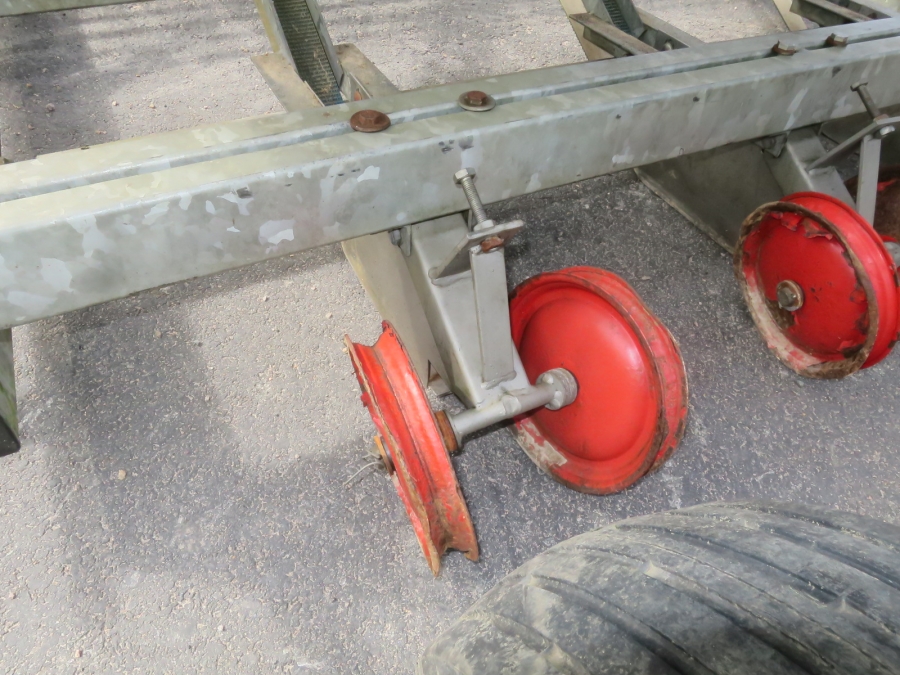 5245 Transplanter Van Den Beucken planting machine