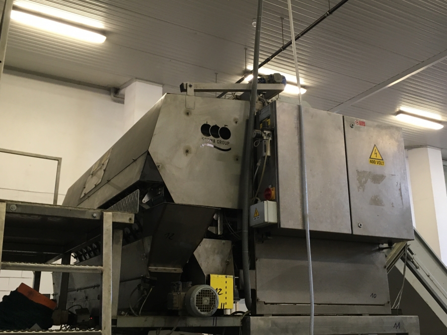 5248 Sorma S&B net clipping line with weigher