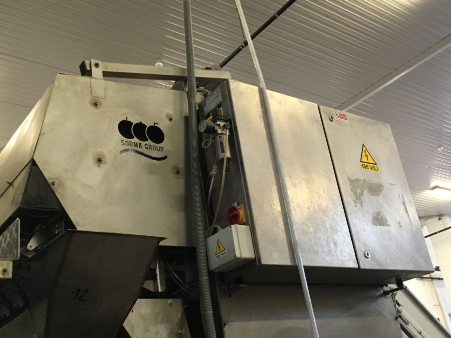 5248 Sorma S&B net clipping line with weigher