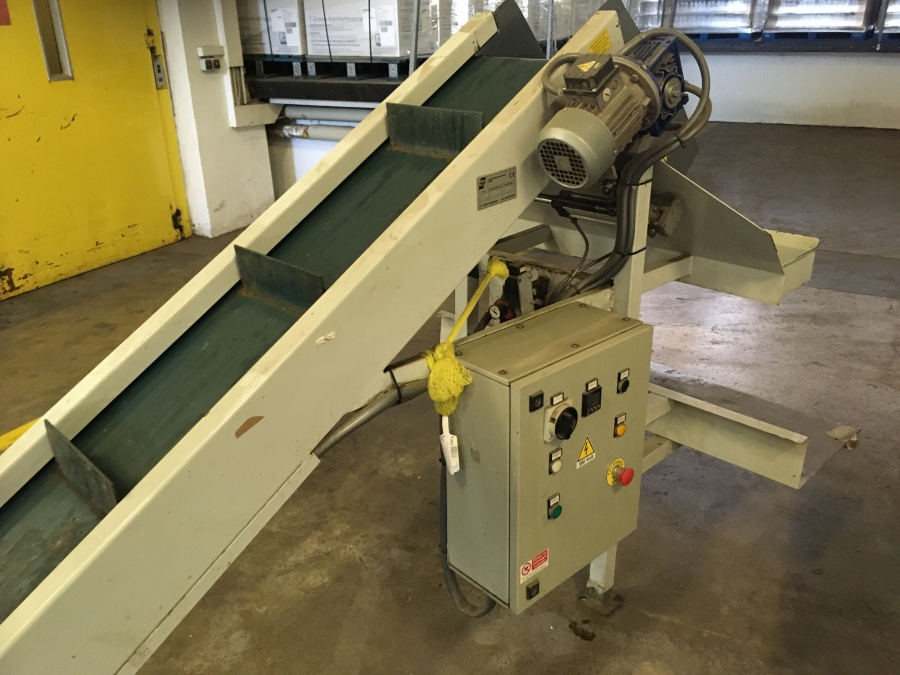 5248 Sorma S&B net clipping line with weigher