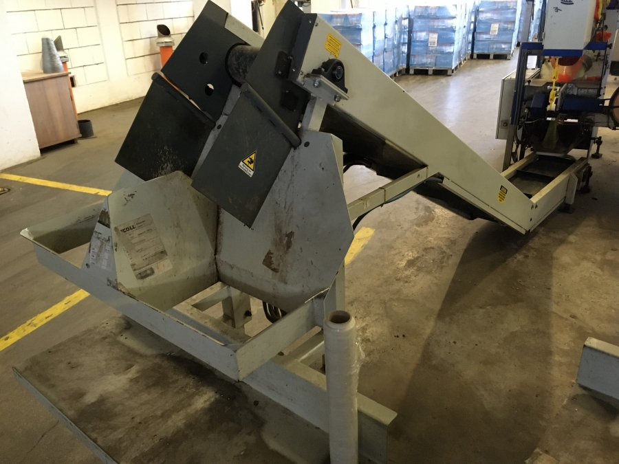 5248 Sorma S&B net clipping line with weigher