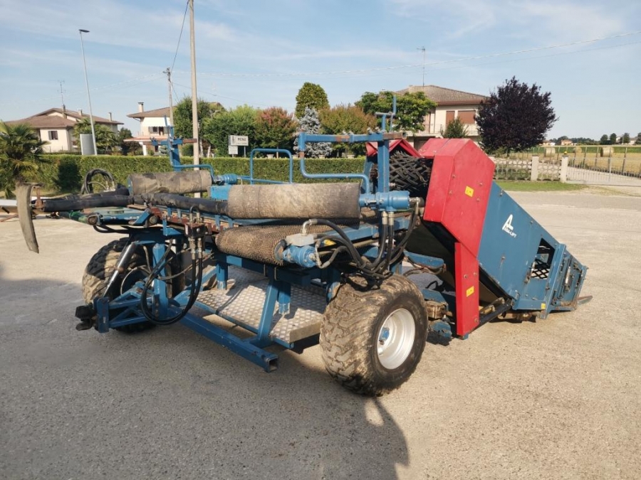 5249 Asa-Lift MK-1000 cabbage harvester