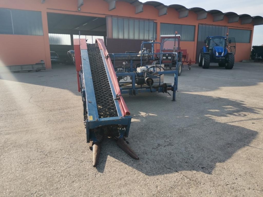5249 Asa-Lift MK-1000 cabbage harvester
