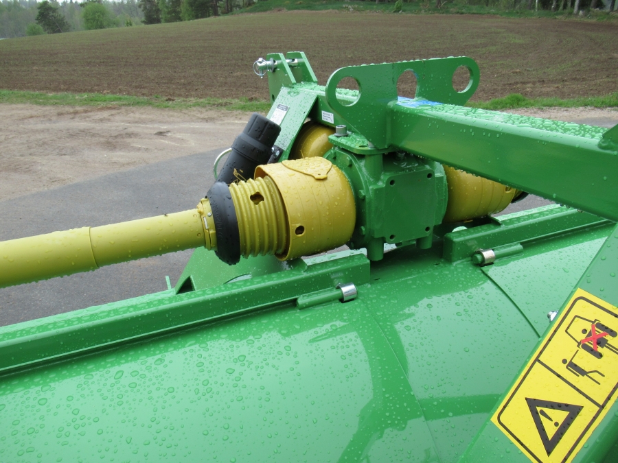 5253 Baselier 4LKB320 4x75 haulm topper