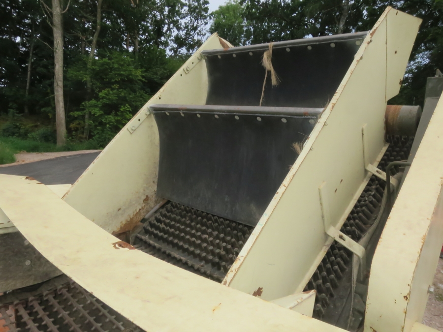 5257 Fortschritt webgrader with hedgehog belt