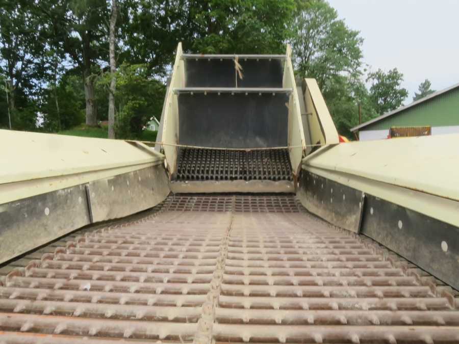 5257 Fortschritt webgrader with hedgehog belt