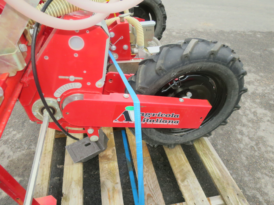 5266 Agricola Italiana Sämaschine 