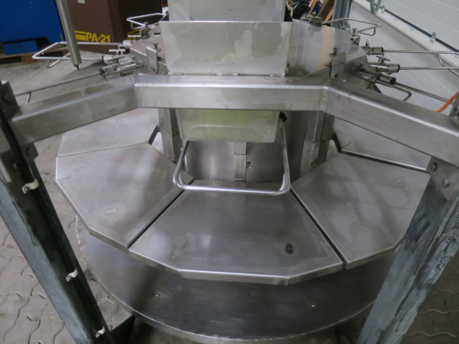 5275 RMT rotating carousel automatic weigher with 8 station