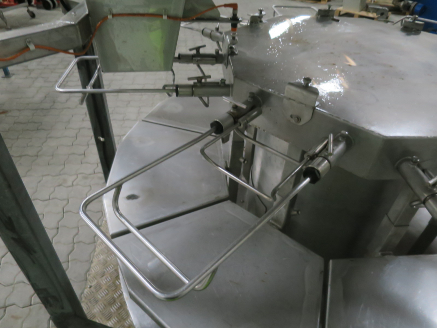 5275 RMT rotating carousel automatic weigher with 8 station