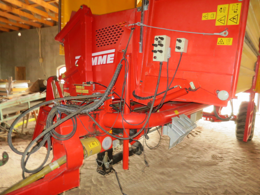 5278 Grimme SE75-40 potato harvester