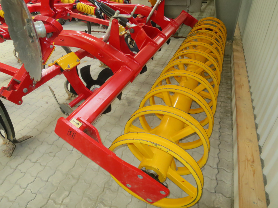 5280 Vaderstad cultus 300 tine cultivator