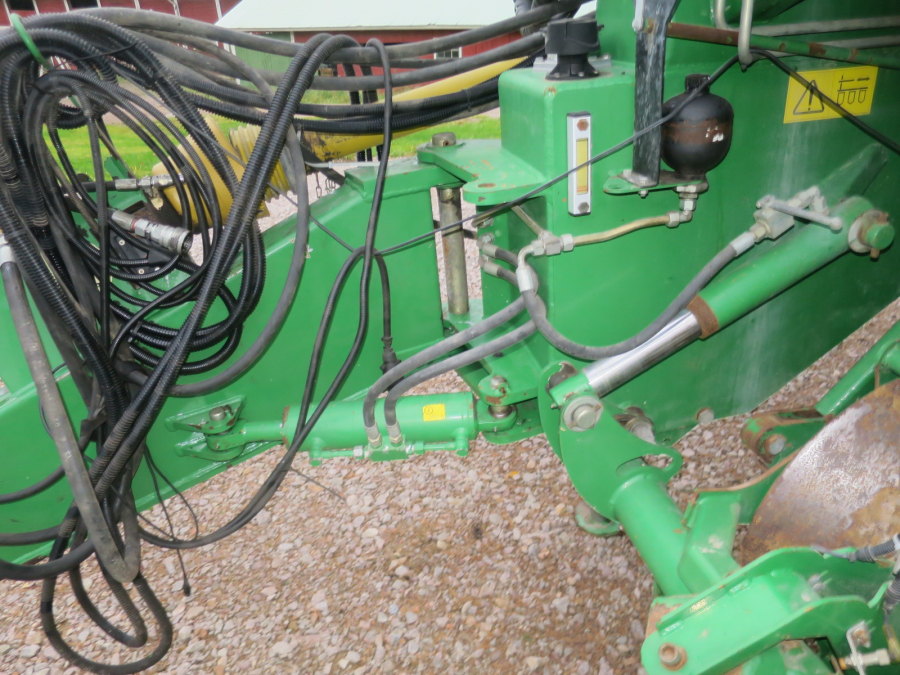 5281 Wuhlmaus WM 8500 2 row potato harvester