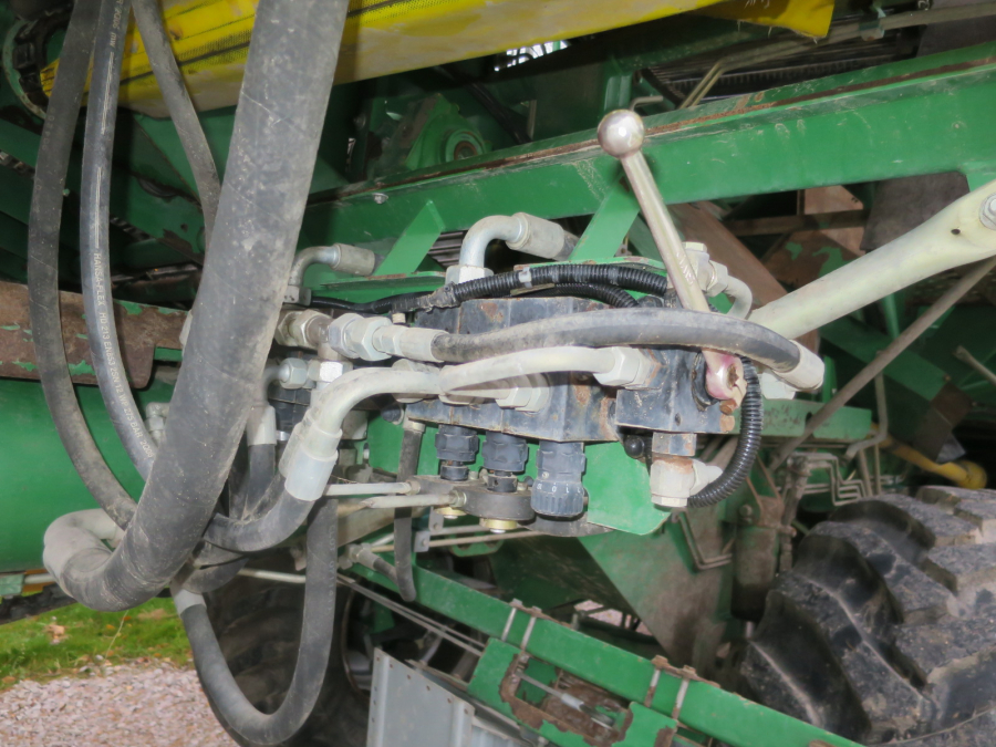 5281 Wuhlmaus WM 8500 2 row potato harvester