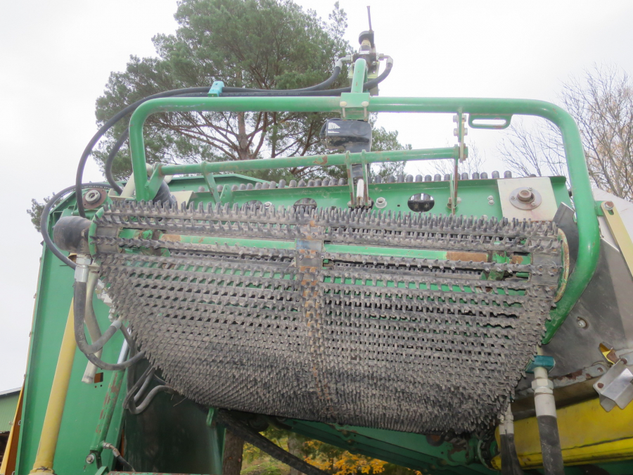 5281 Wuhlmaus WM 8500 2 row potato harvester