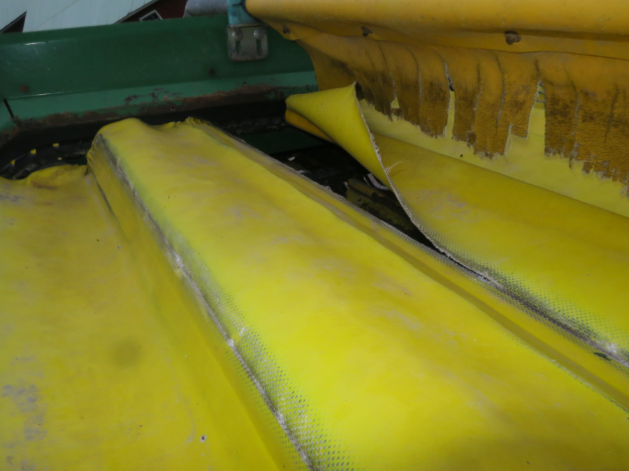 5281 Wuhlmaus WM 8500 2 row potato harvester