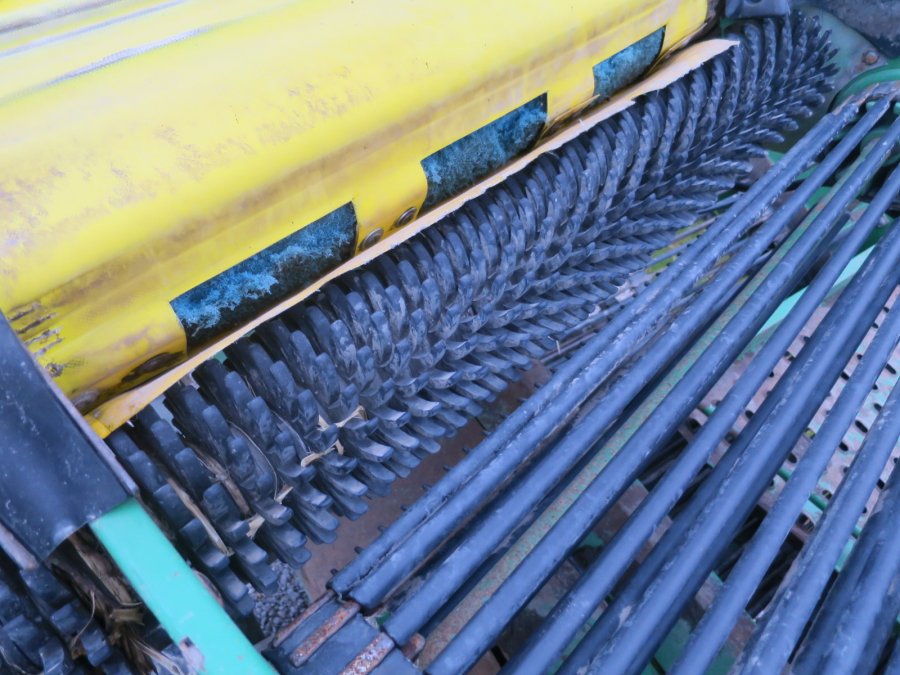 5281 Wuhlmaus WM 8500 2 row potato harvester