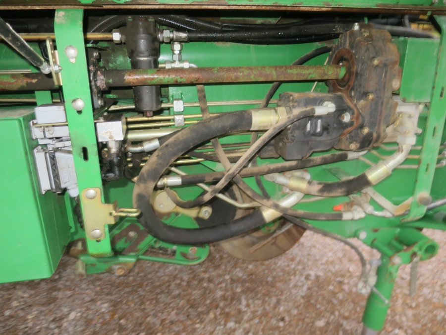 5281 Wuhlmaus WM 8500 2 row potato harvester