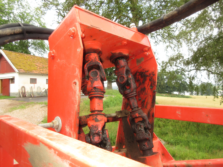 5287 Dewulf GBC Möhrenroder mit Bunker