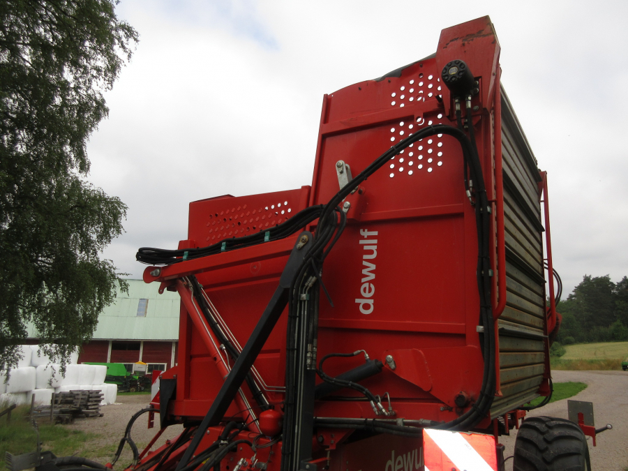 5287 Dewulf GBC Möhrenroder mit Bunker