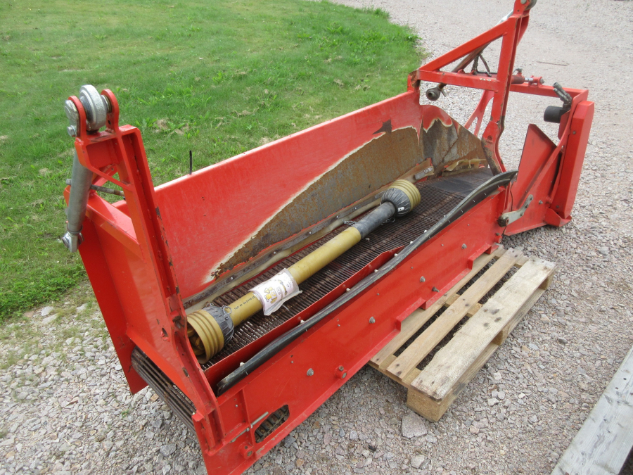 5287 Dewulf GBC Möhrenroder mit Bunker