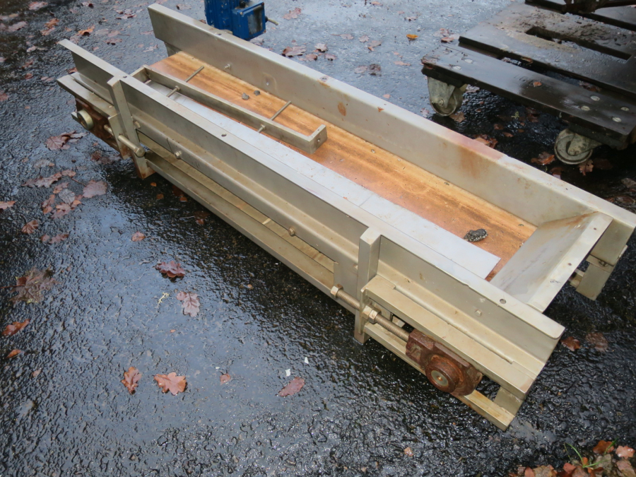 5293 Limas quatering machine for potato