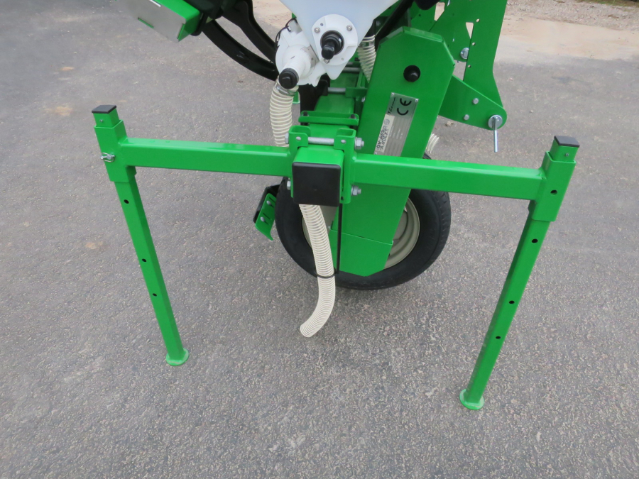 5301 Sfoggia Thema fertilizer unit NEW MACHINE