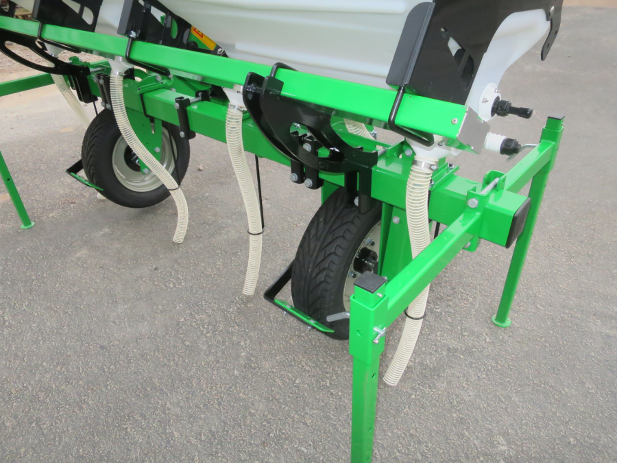 5301 Sfoggia Thema fertilizer unit NEW MACHINE