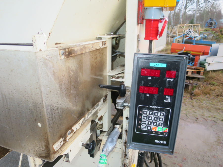 5303 Skals automatic weigher AM420
