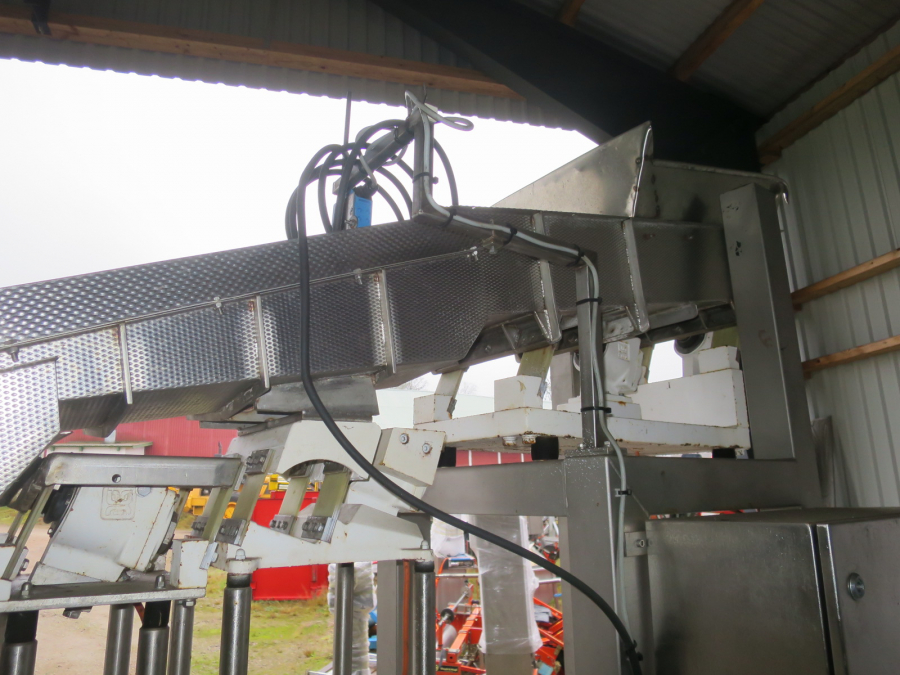 5304 Atoma 200 weigher for processed products etc