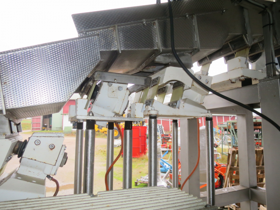 5304 Atoma 200 weigher for processed products etc