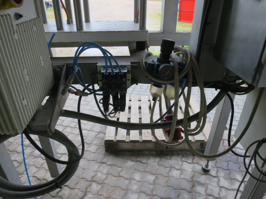 5304 Atoma 200 weigher for processed products etc