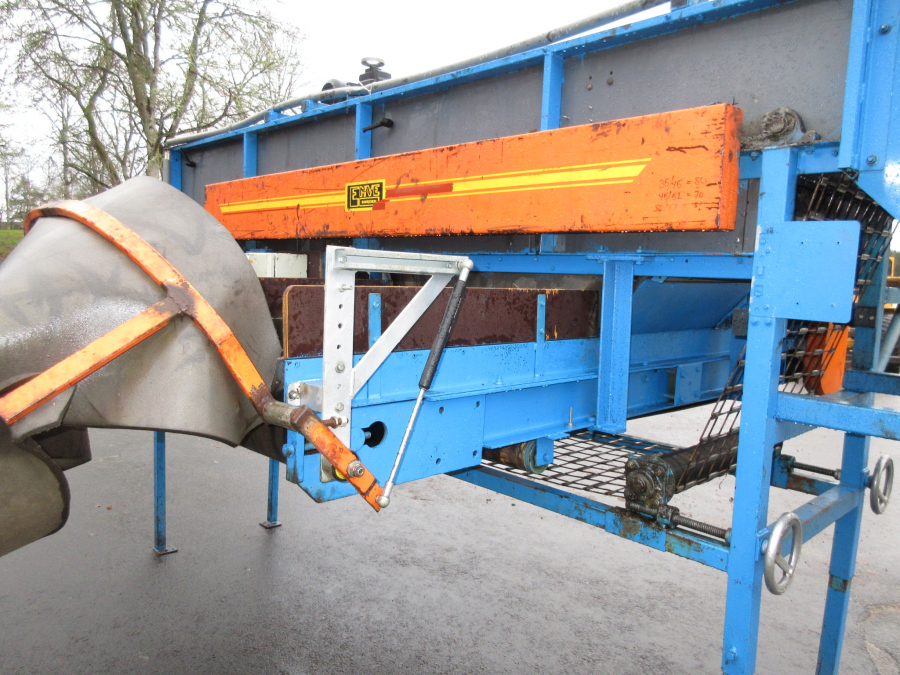 5326 EMVE screen grader 3 sizes