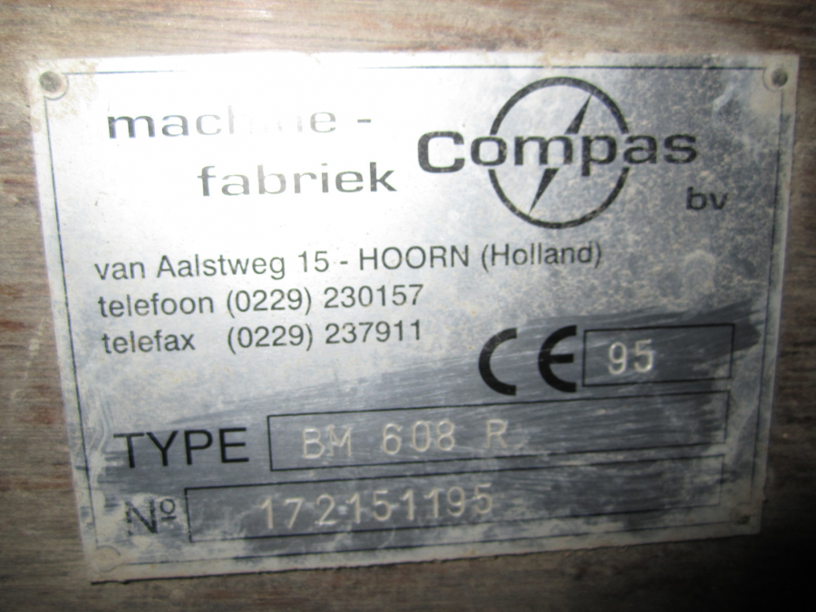 5329 Compas Bürstenmaschine