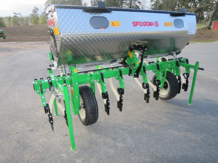 5333 Sfoggia Thema front fertilizer unit NEW