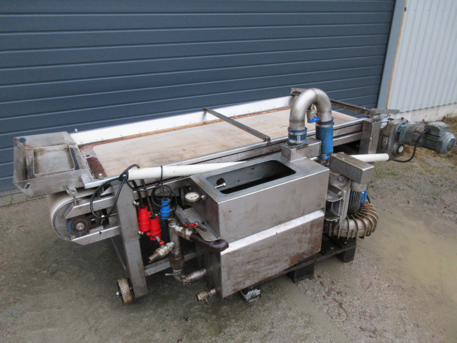 5341 Limas dewatering belt conveyor