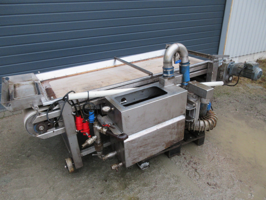 5341 Limas dewatering belt conveyor