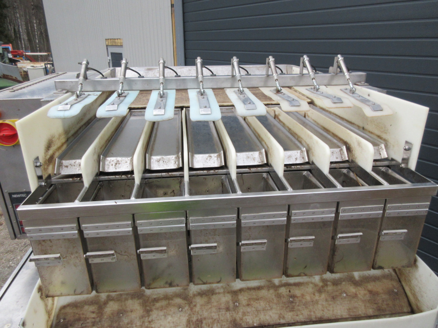 5343 Newtec 2000/G40 weigher and bagger