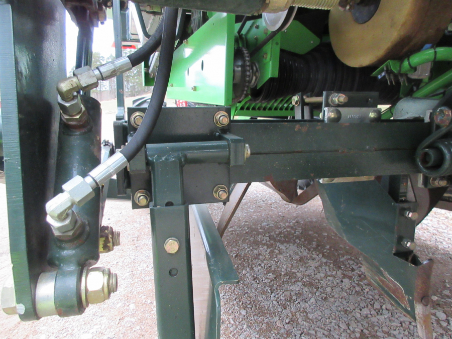 5400 Miedema Structural PM20 potato planter 2 row