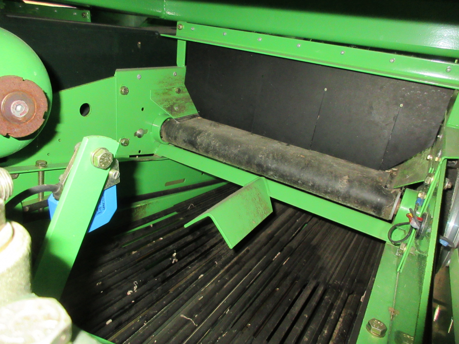 5400 Miedema Structural PM20 potato planter 2 row