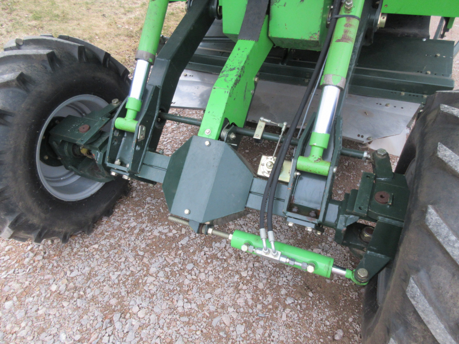 5400 Miedema Structural PM20 potato planter 2 row