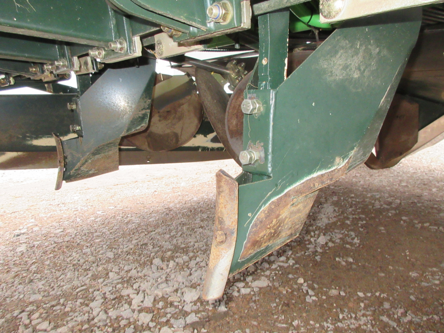 5400 Miedema Structural PM20 potato planter 2 row