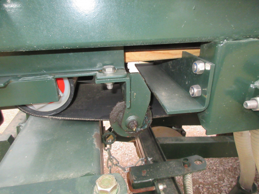 5400 Miedema Structural PM20 potato planter 2 row