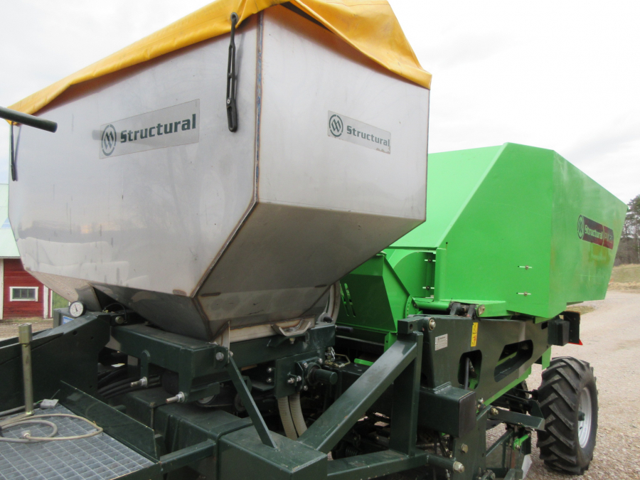 5400 Miedema Structural PM20 potato planter 2 row