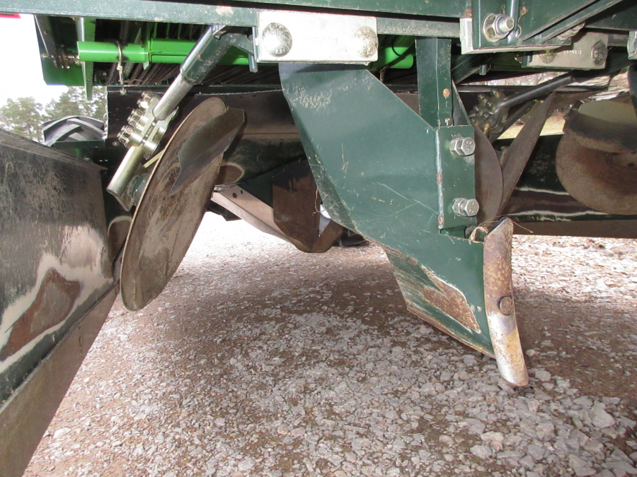 5400 Miedema Structural PM20 potato planter 2 row