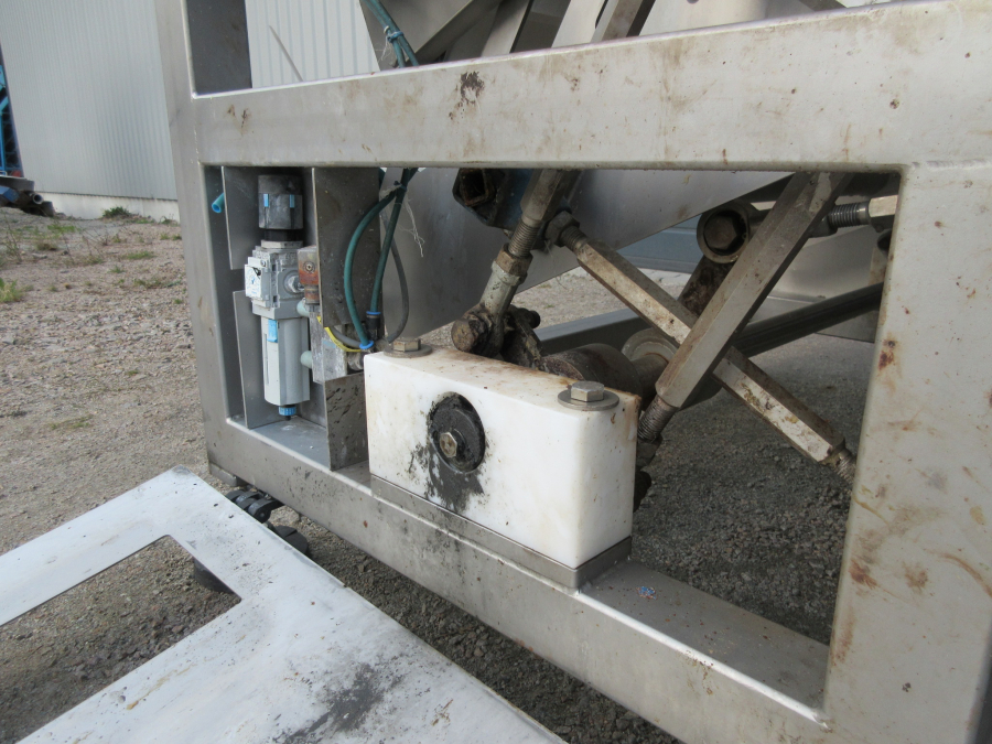 5416 Sormac PWV Step Flow feeder for carrot