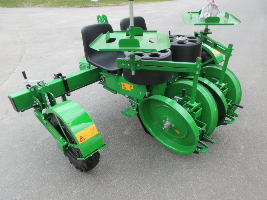 5420 Sfoggia California transplanter for seedlings