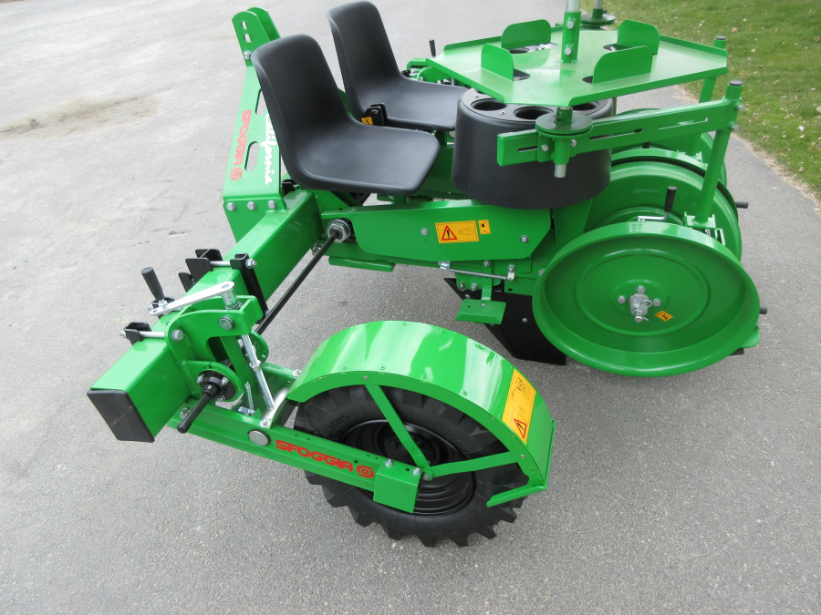 5420 Sfoggia California transplanter for seedlings