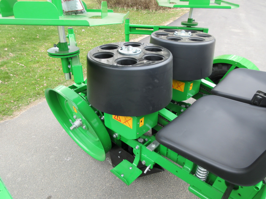 5420 Sfoggia California transplanter for seedlings