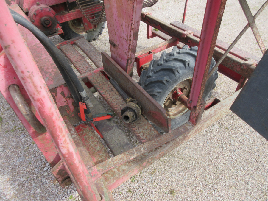 5425 Juko midi potatisupptagare buren